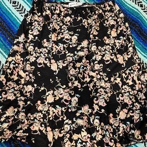Vintage 90's/y2K Claudia Richard Black floral skirt